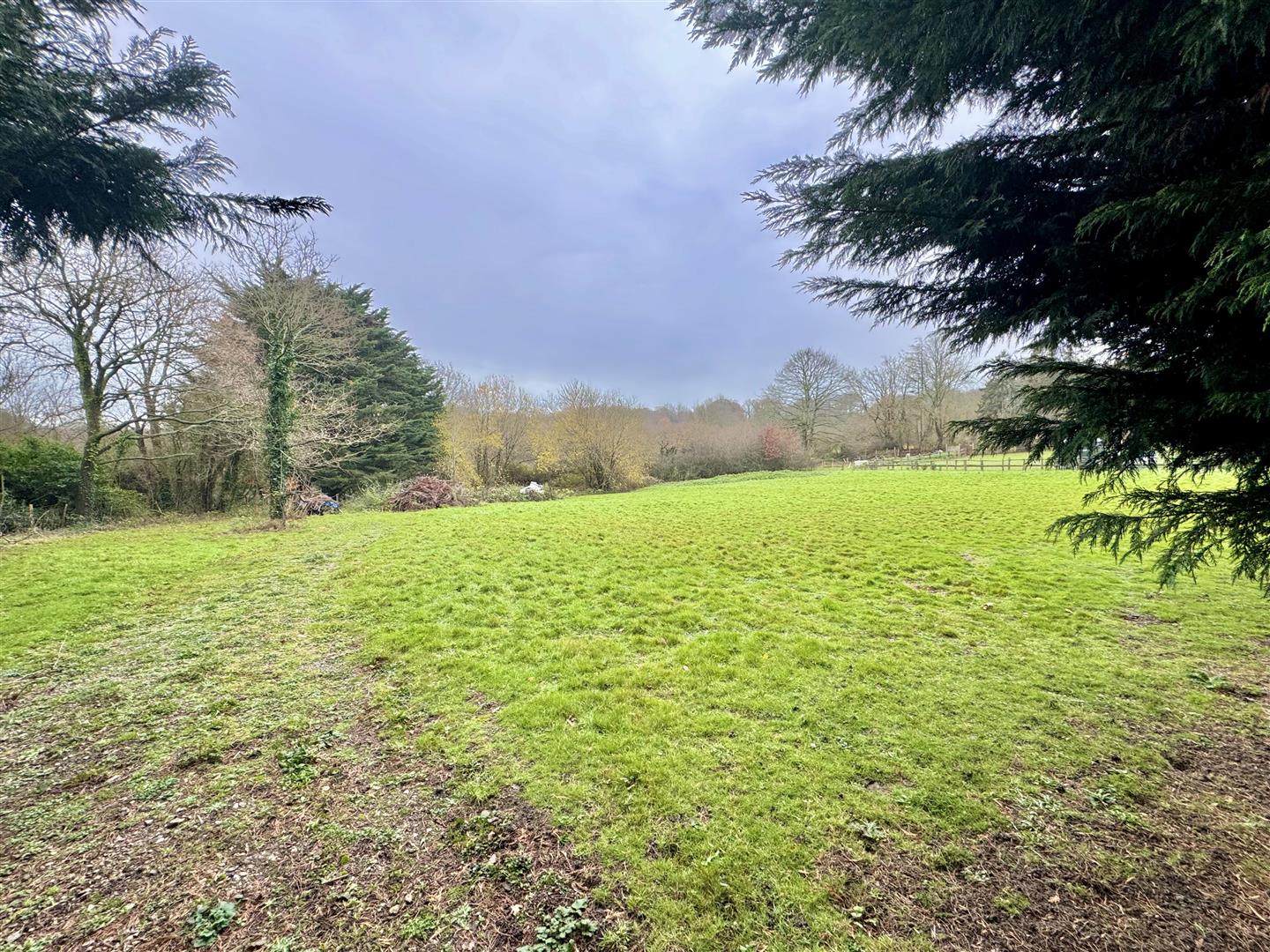 Whatlington Road, Battle